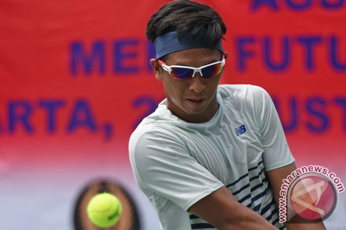 Christo kembali berjuang di China demi Wimbledon