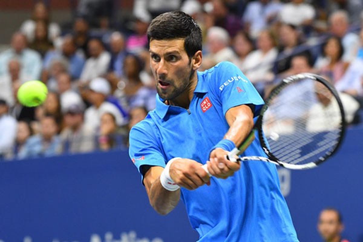 Djokovic menang atas Mueller di Paris Masters