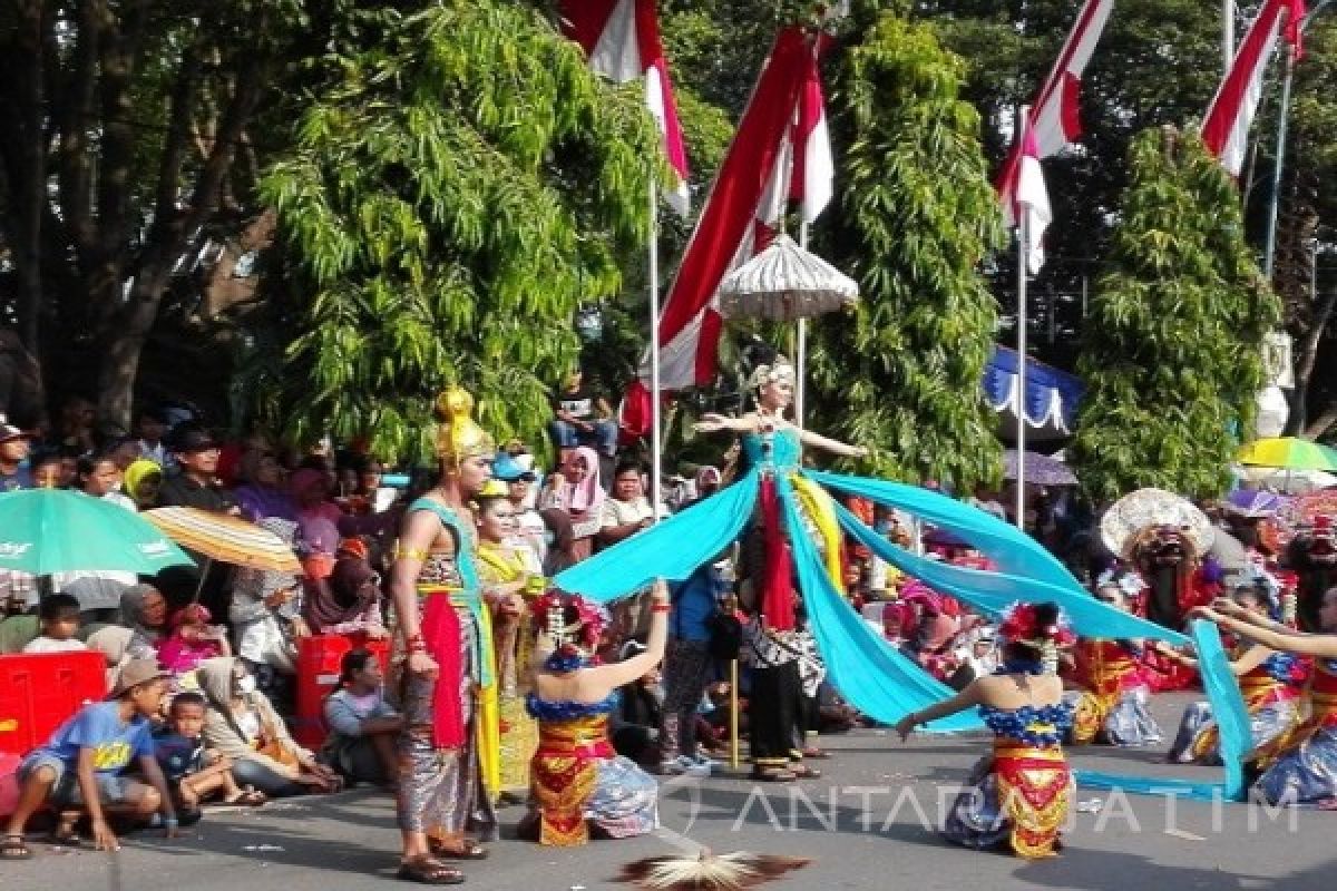 Pawai Kota Madiun Tonjolkan Seni dan Budaya