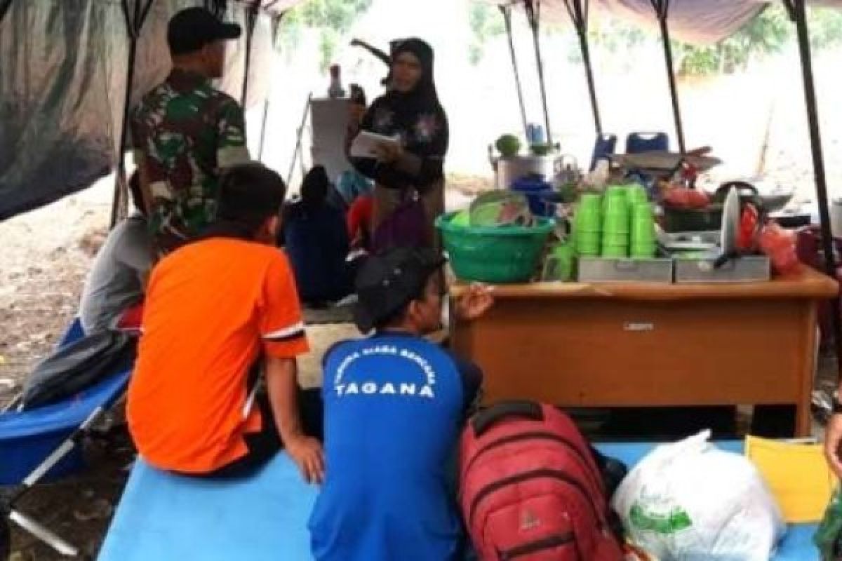 Bahaya Kabut Asap, Puluhan Warga Rohil Terpaksa Mengungsi