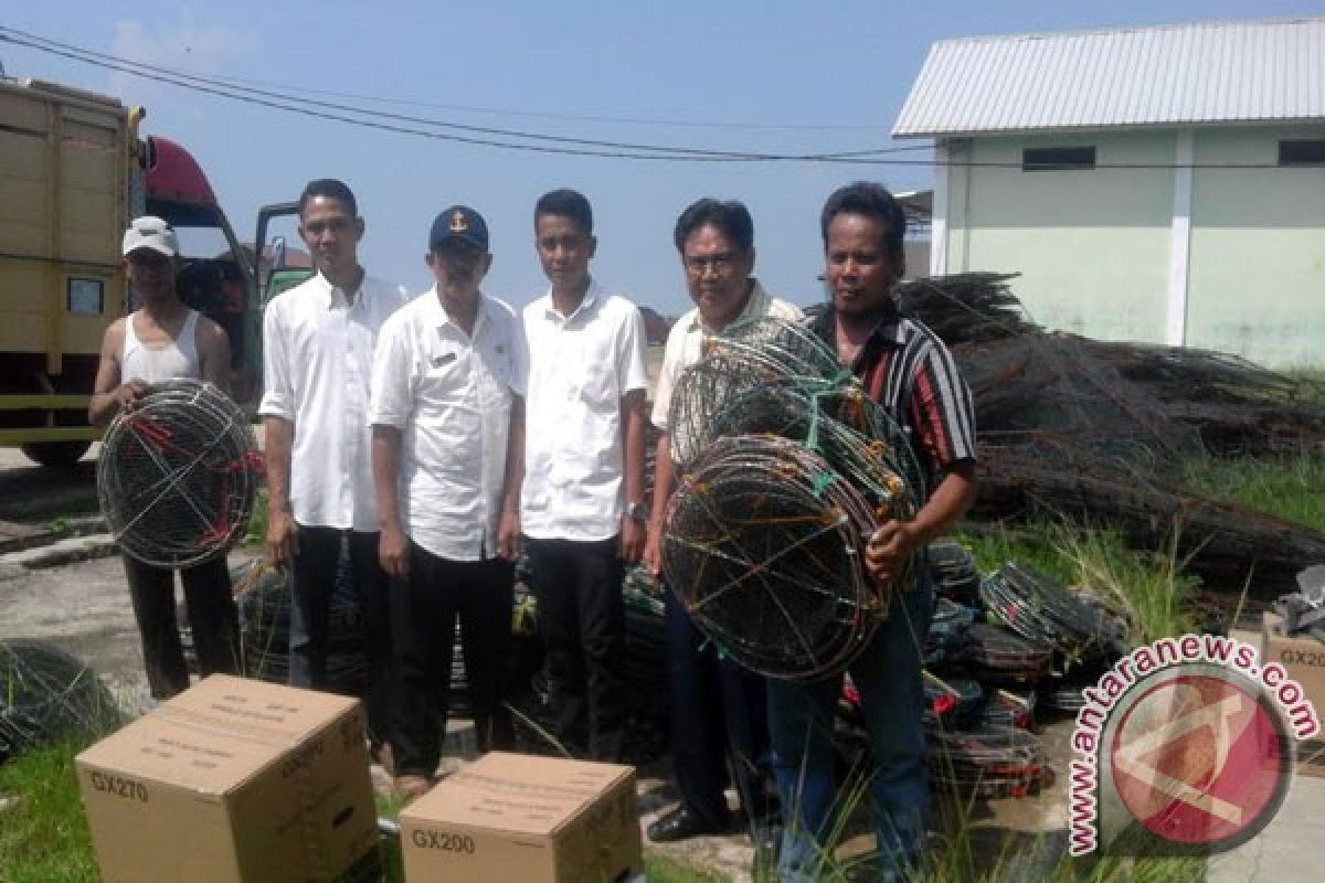 DKP salurkan alat tangkap nelayan Lampung Timur