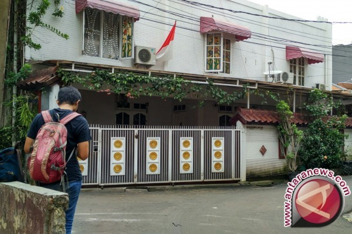 Rumah Reza Artamevia sepi