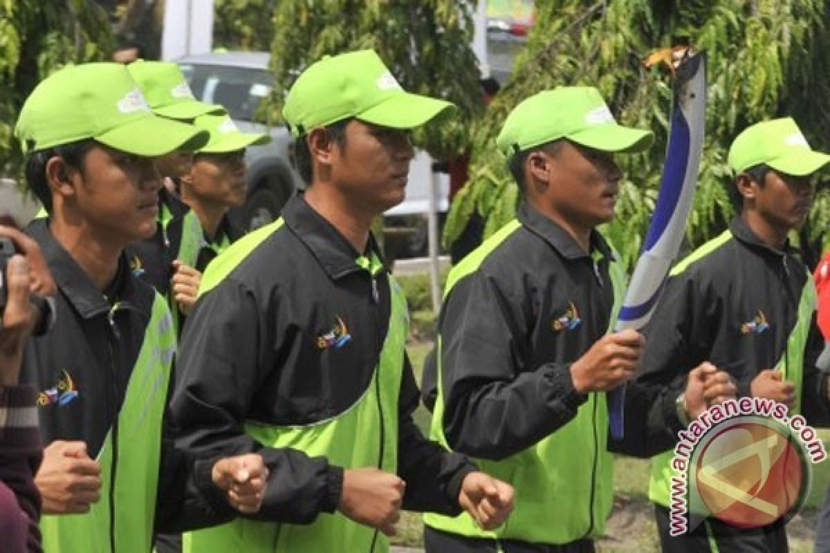 Api PON Lintasi Jalan Djuanda Bekasi