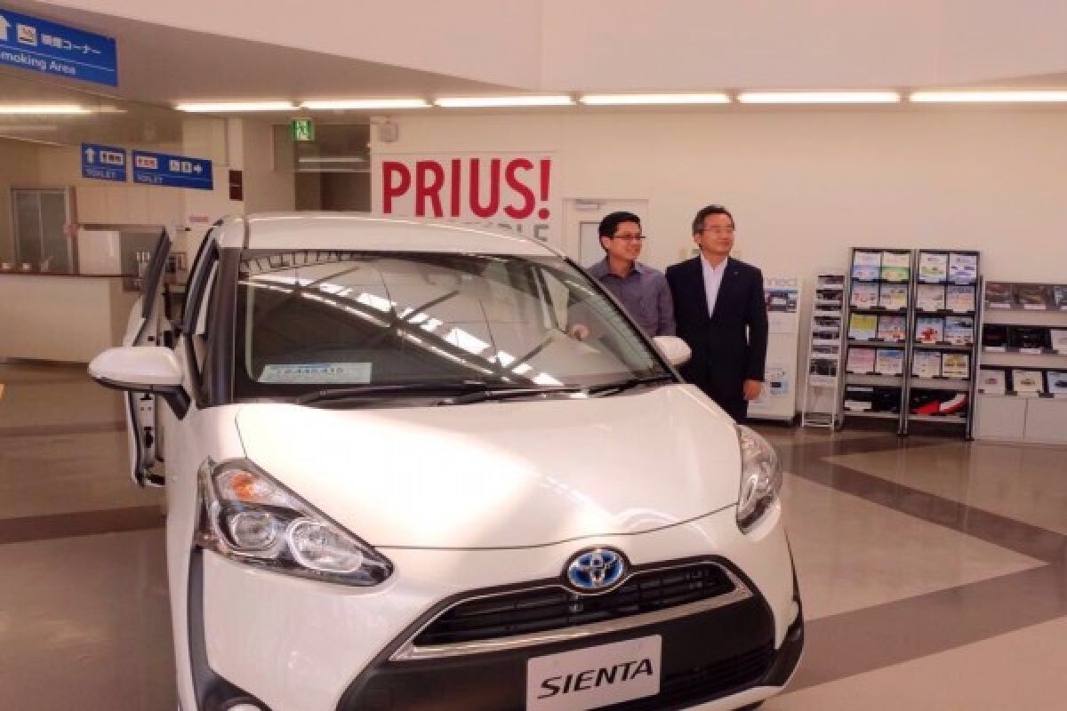 Lima alasan Toyota Sienta laris di Jepang