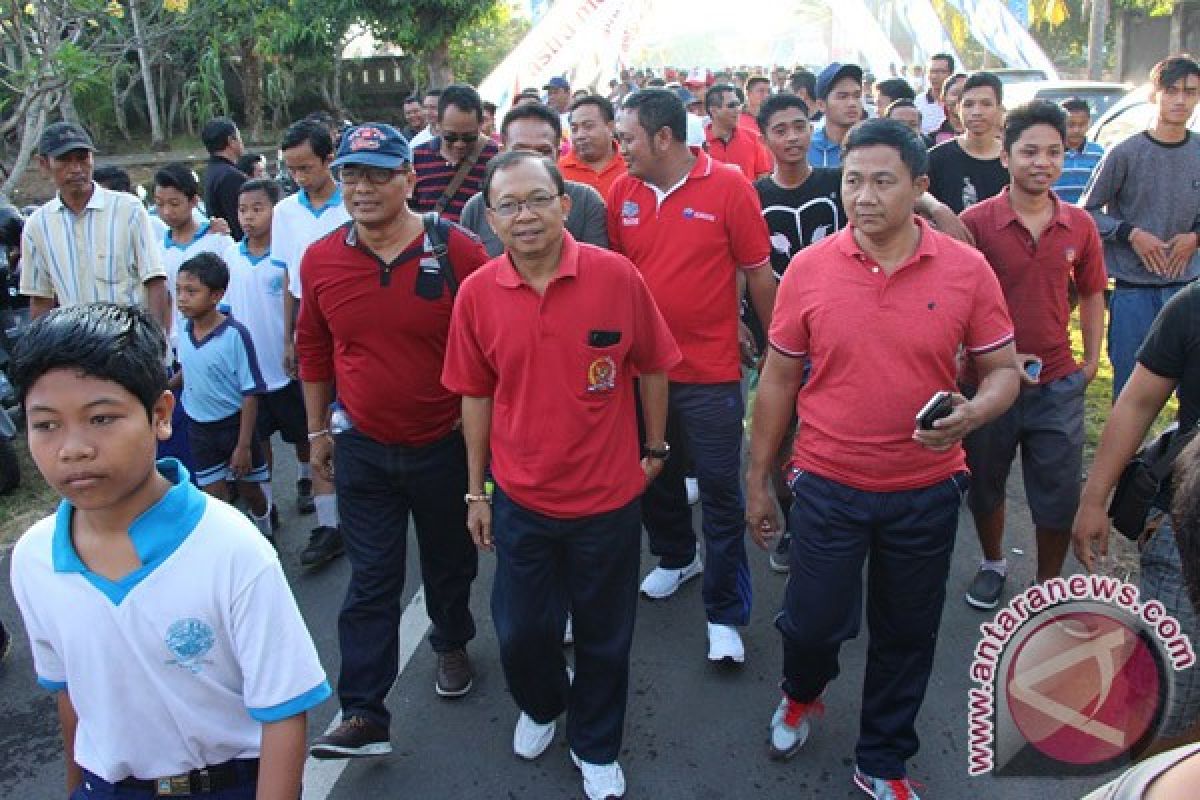 Koster Berbaur Gerak Jalan Santai Di Sukawati 