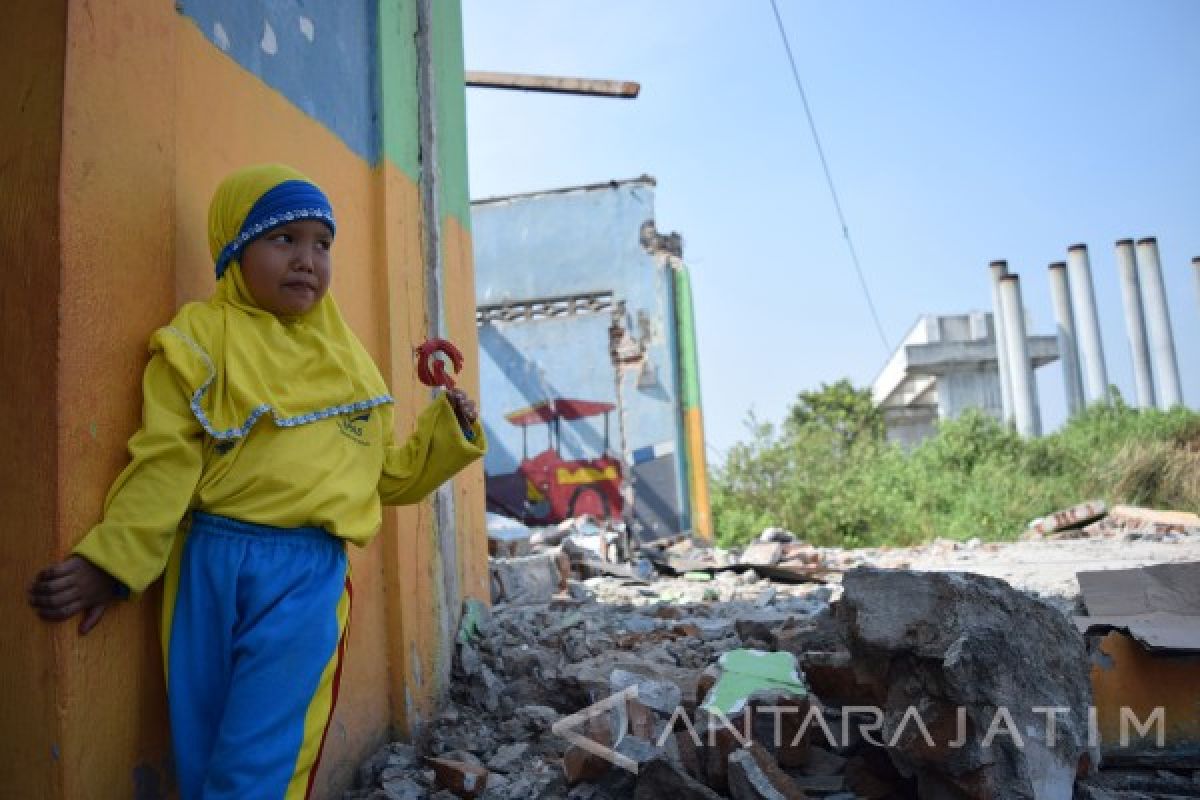 LKKNU Jawa Timur Berikan Motivasi dan Bantuan kepada Siswa