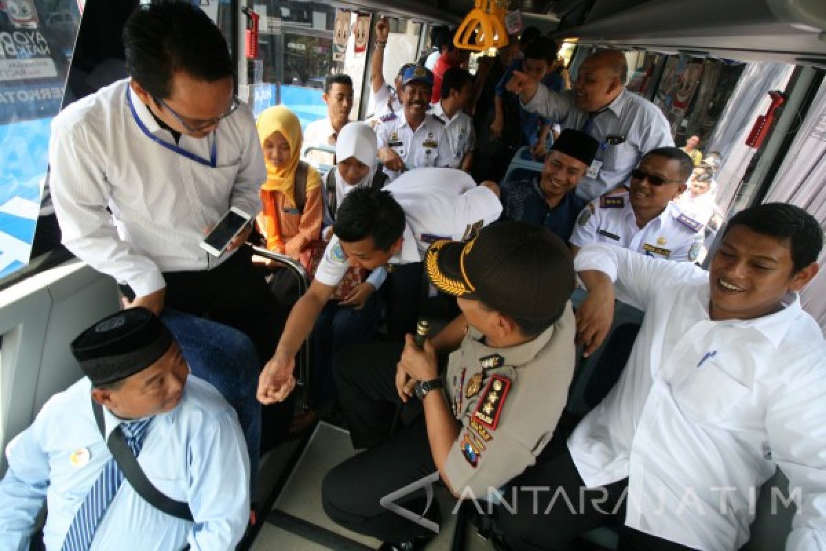 Pemkot Madiun Buka Rekrutmen Sopir Bus Sekolah Gratis