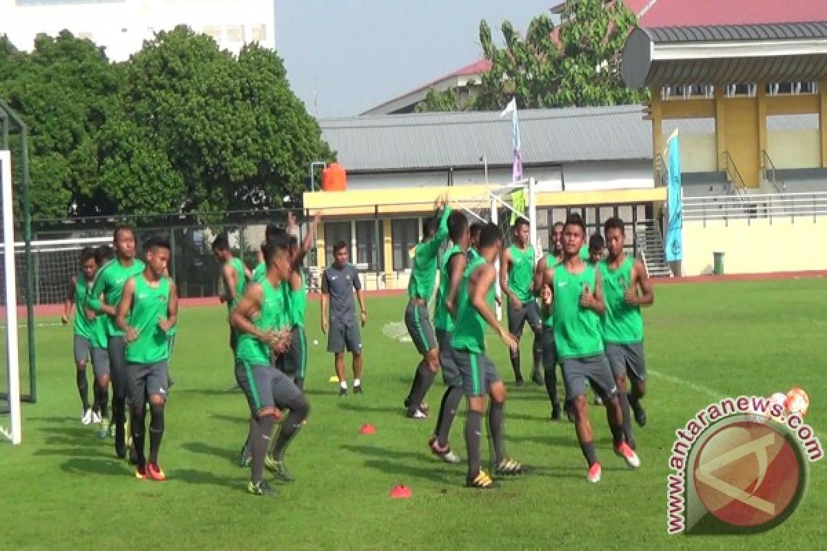 Sepak Bola - Timnas U-19 jalani TC di Yogyakarta 