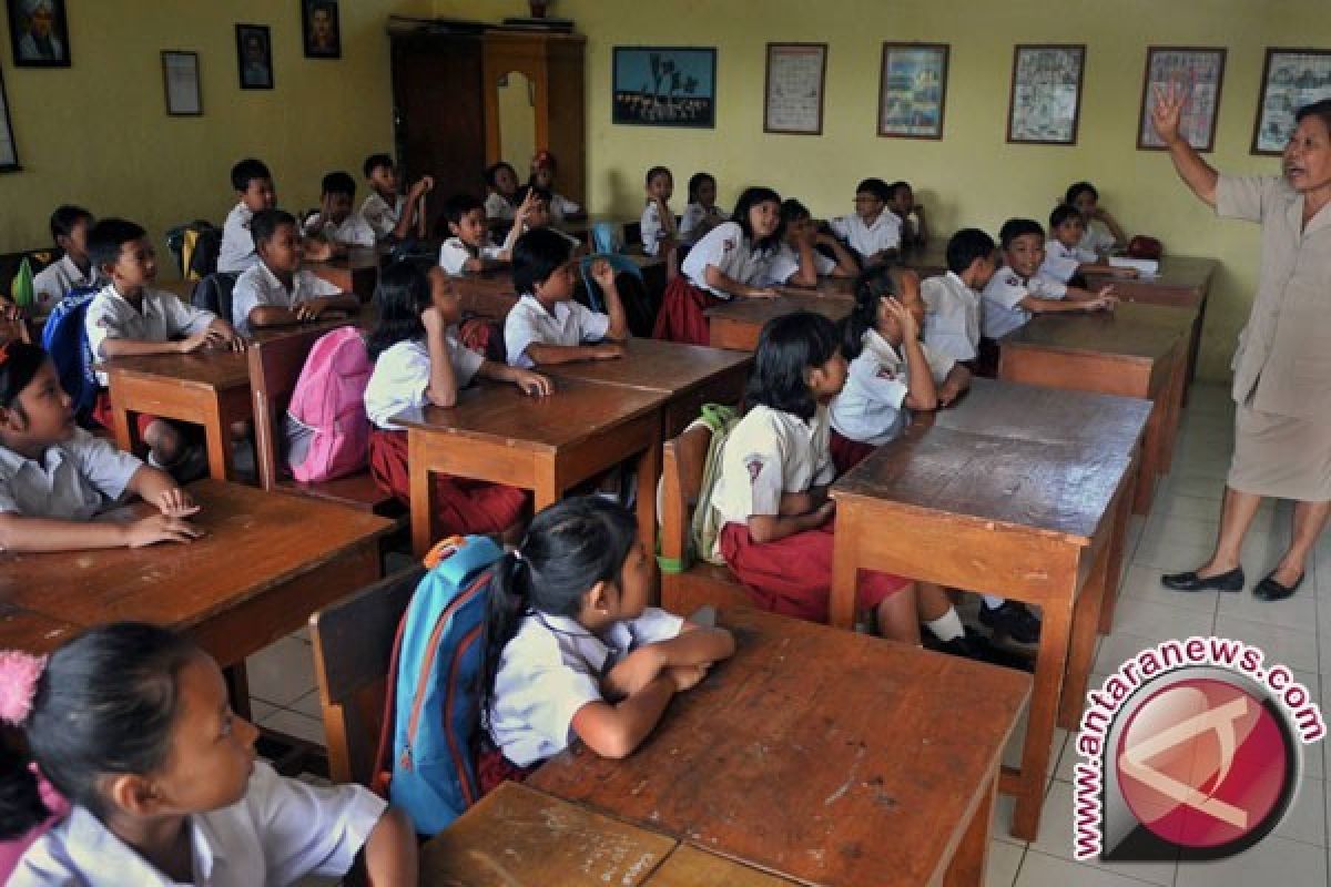 Disdik Kabupaten Bogor Berdayakan Sekolah Satu Atap 