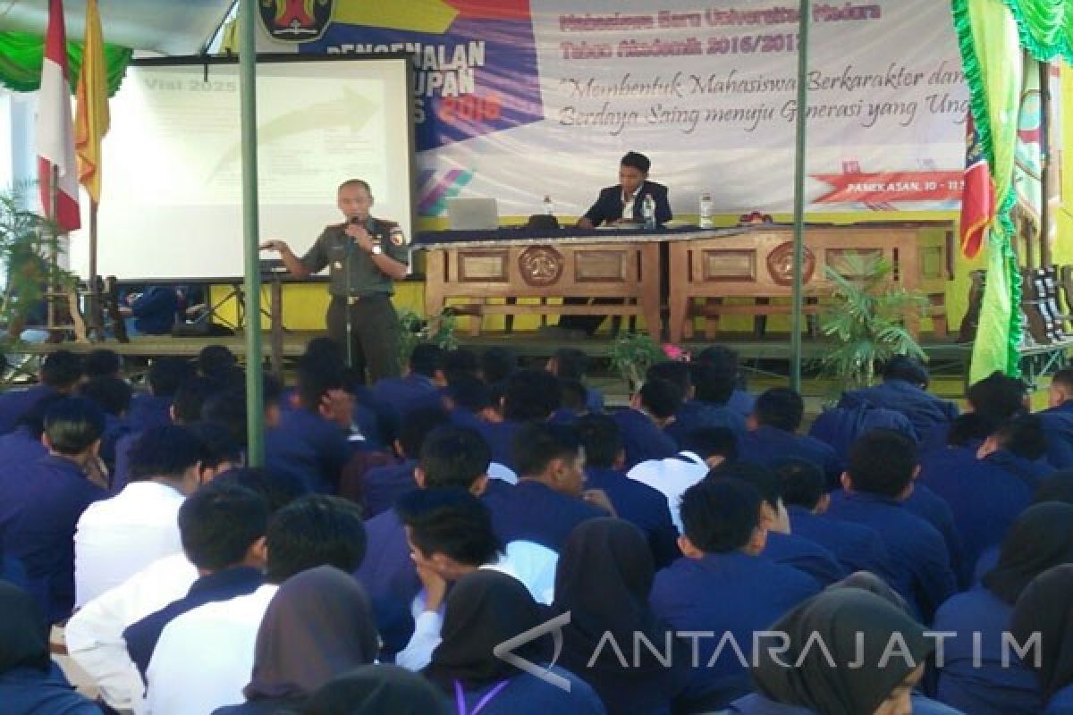 Ratusan Mahasiswa Unira Pamekasan Ikuti Pembekalan Kebangsaan