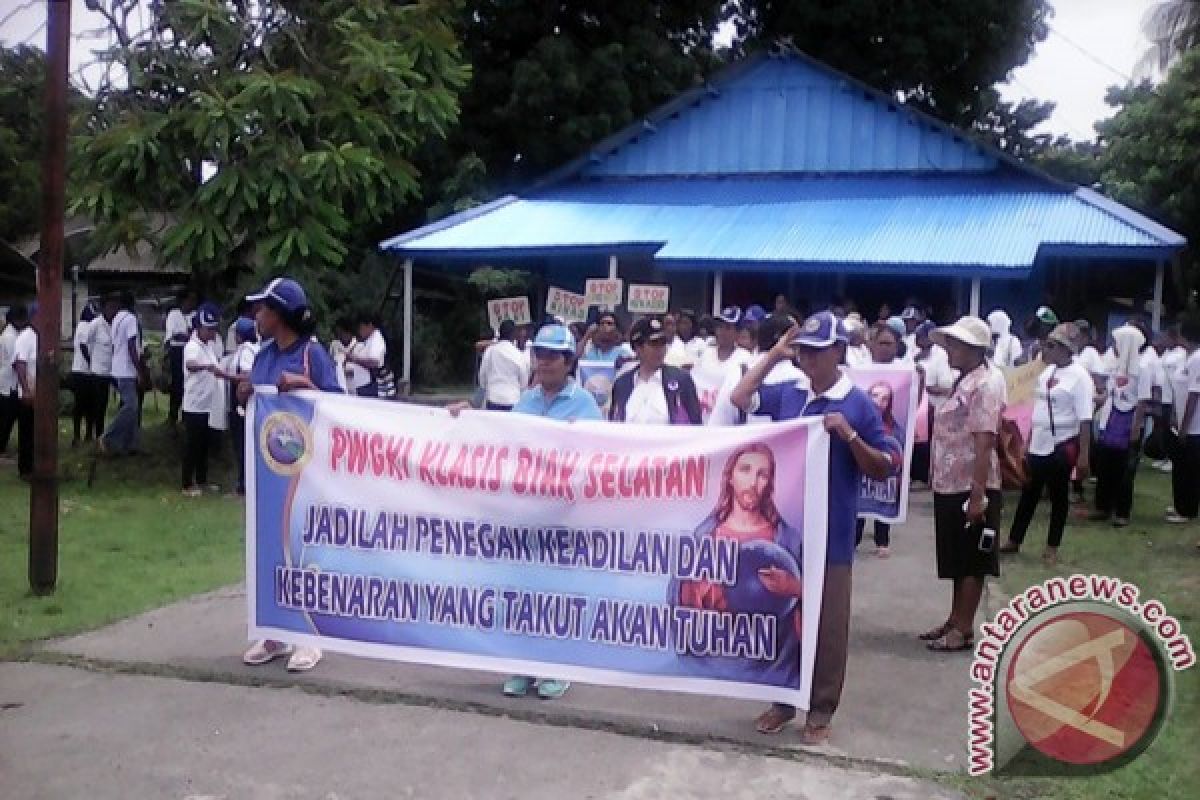 Perempuan Biak tuntut Perda pelarangan minuman beralkohol