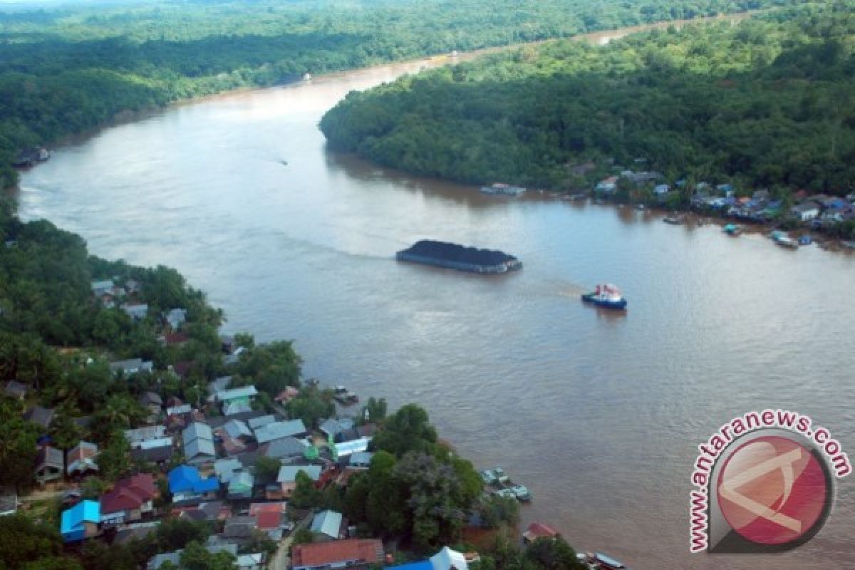 Alhamdulilah! Sungai Barito Sudah Bisa Dilewati Kapal 