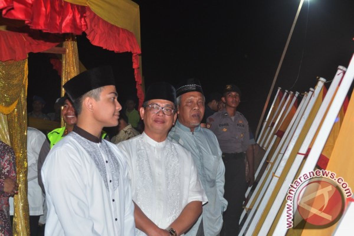 Pawai Takbir Berlangsung Meriah