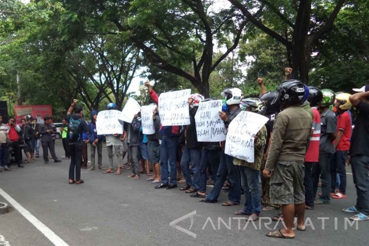 LSM Tuntut Dindik Tulungagung Realisasikan Pendidikan Murah