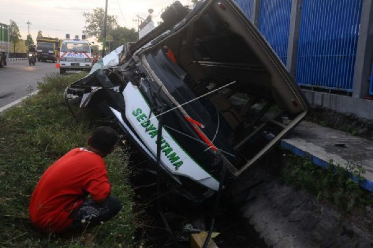 Bus Terbalik, 19 Orang Tewas di Argentina