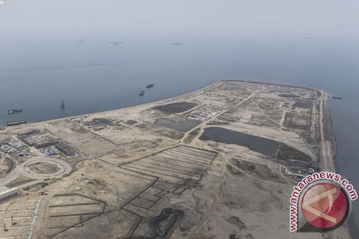 Proyek reklamasi kawasan Pantai Tembok Sorong mulai berjalan