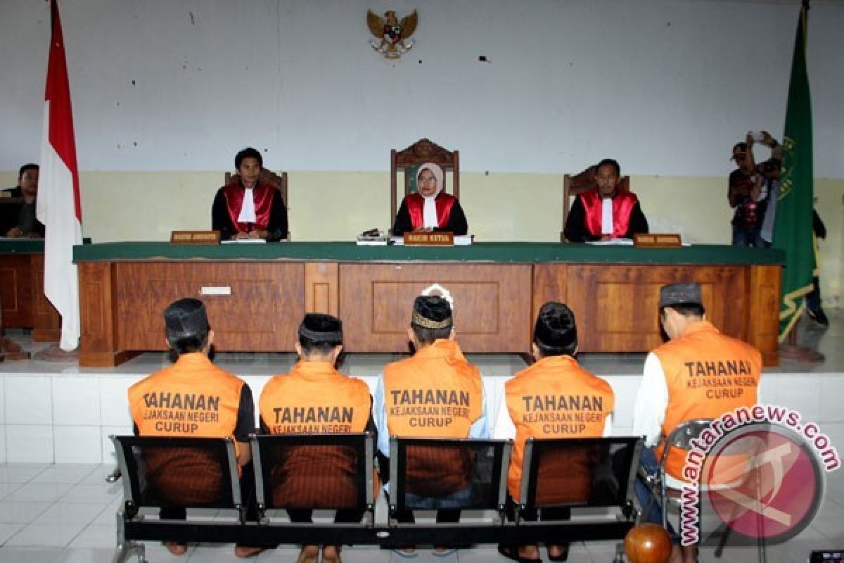 Empat Terdakwa Pembunuh dan Perkosaan Yuyun Minta Dijatuhi Hukum Mati