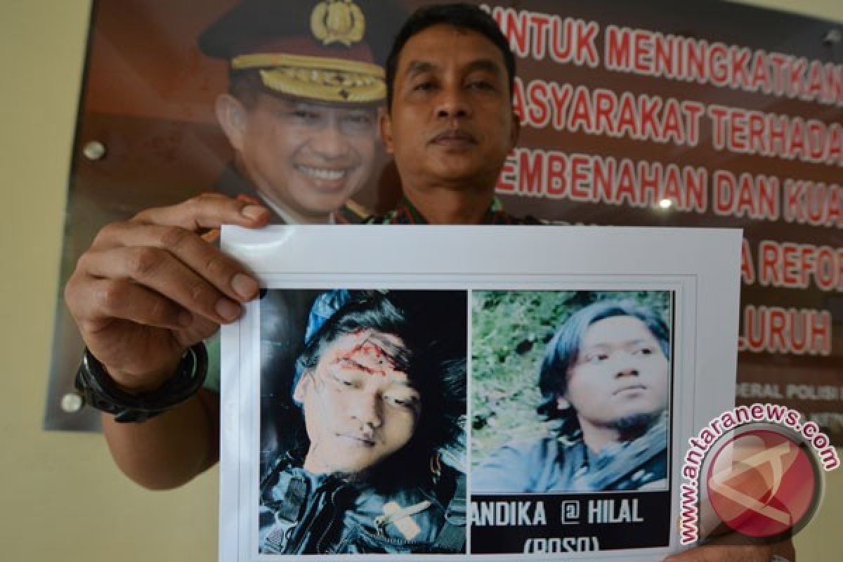 Mayat Andika, anggota MIT Santoso, miliki luka di kening akibat jatuh ke sungai