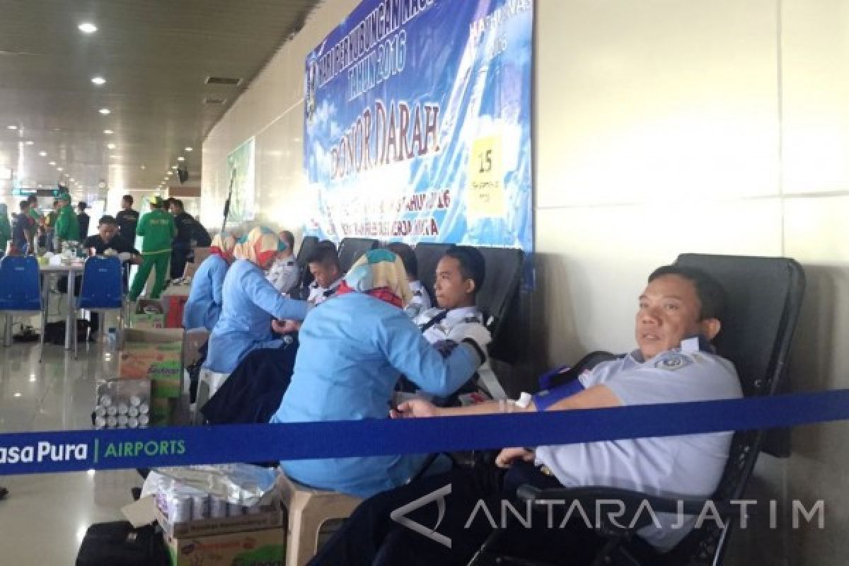 Bandara Juanda Gelar Donor Darah Peringati Harhubnas