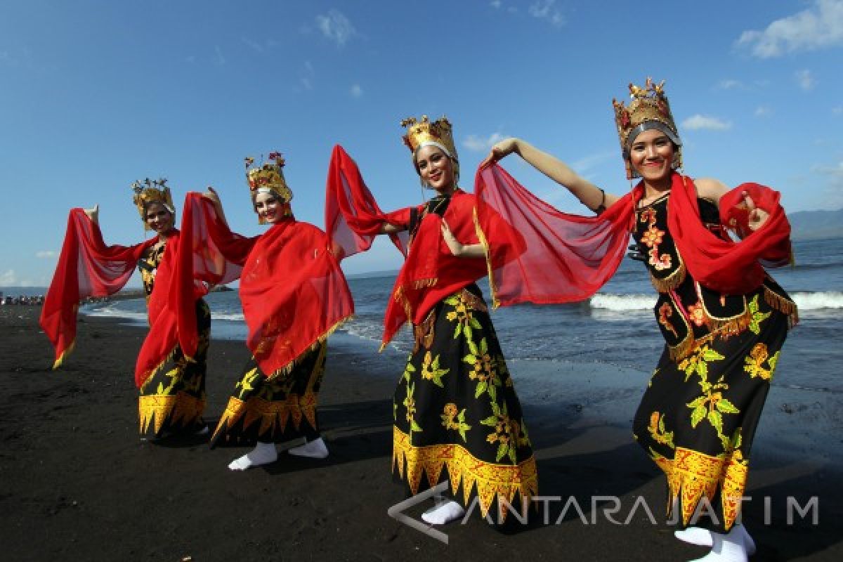 Tim Tari Gandrung Banyuwangi Diundang Tampil di Istana