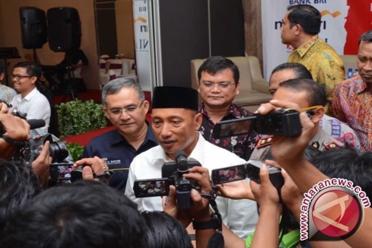 APTRI Menduga Banyak Pihak Terlibat Perburuan Fee Impor Gula