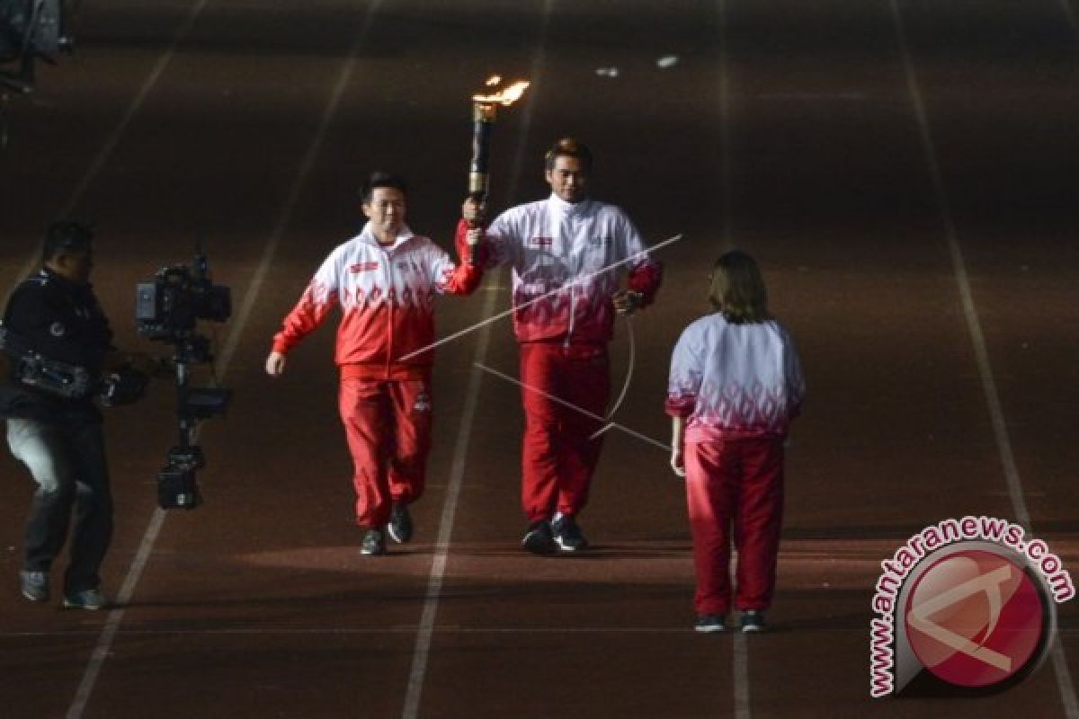 Mantan pedayung Sultra bawa obor Asian Games