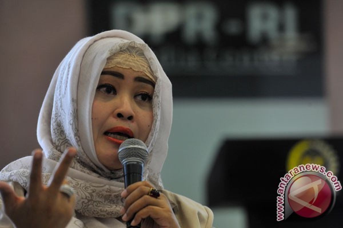 "Kasus Irman tak akan Menghalangi Tekad Usulkan Penguataan DPD," kata Fahira