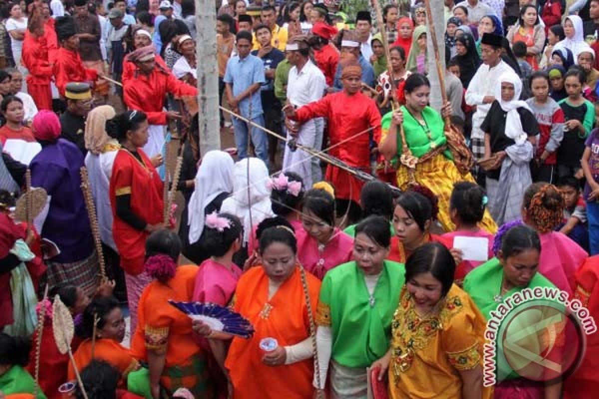 PESTA ADAT PATTAKKANG GOWA