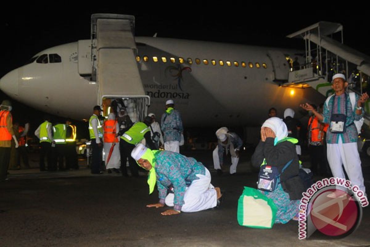 11 kloter jamaah haji tiba di tanah air pada Minggu