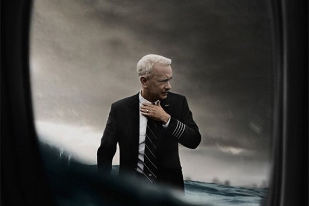 "Sully" bertahan di puncak box office