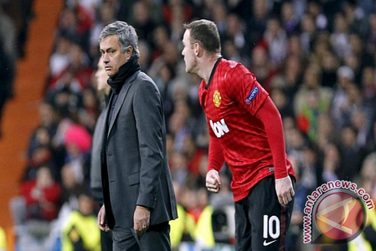 Rooney Masih Ingin Bertahan di MU