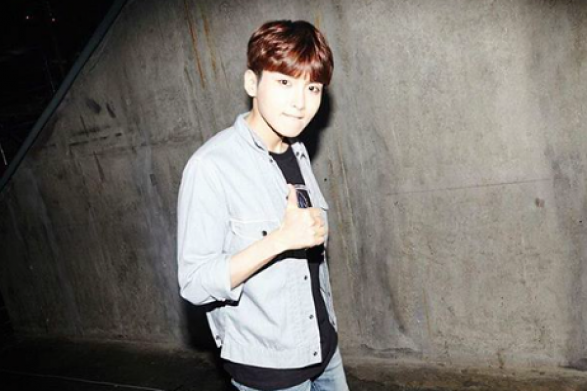 Ryeowook Super Junior tunda peluncuran album "Drunk on love"