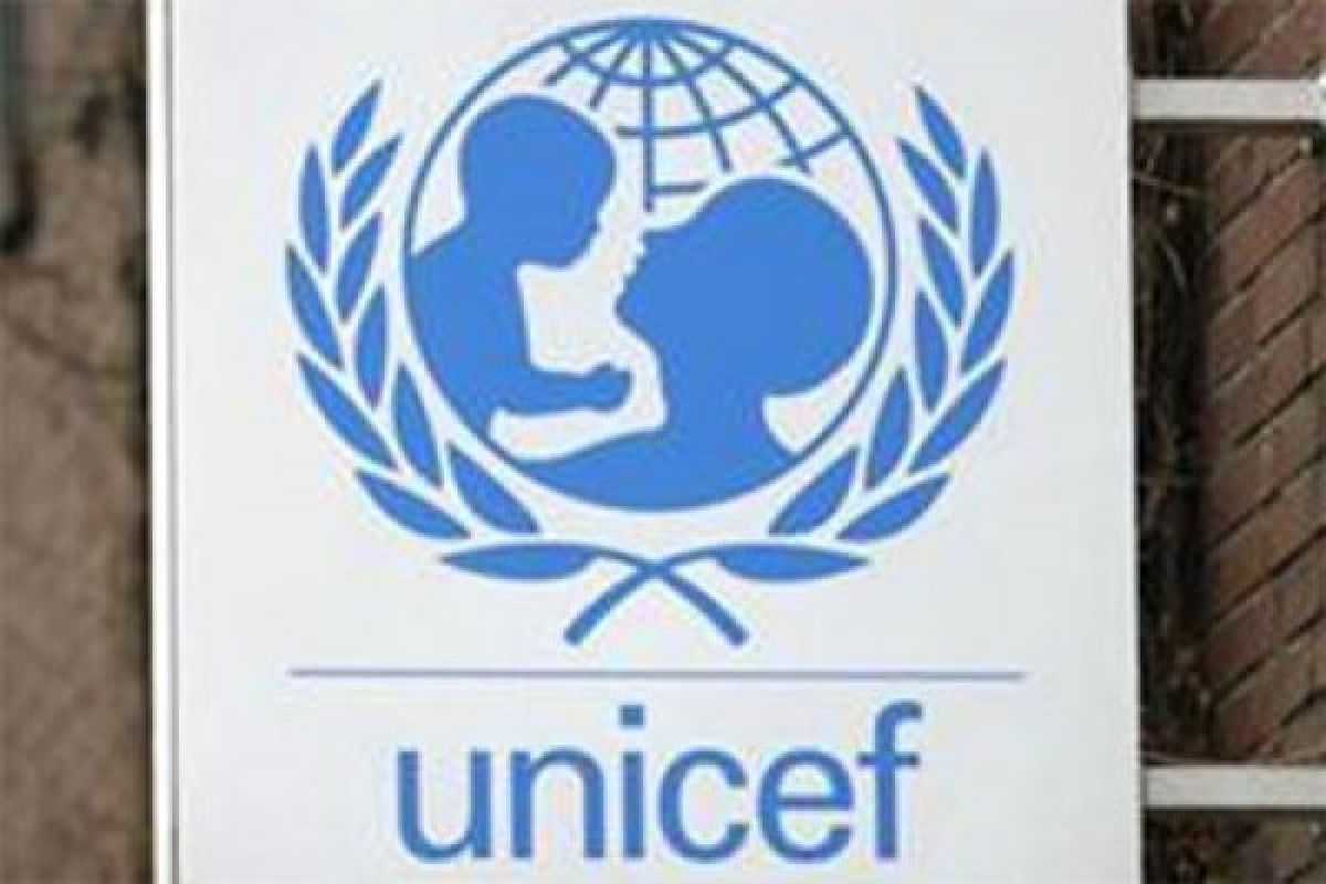 Unicef builds temporary classes in C Sulawesi