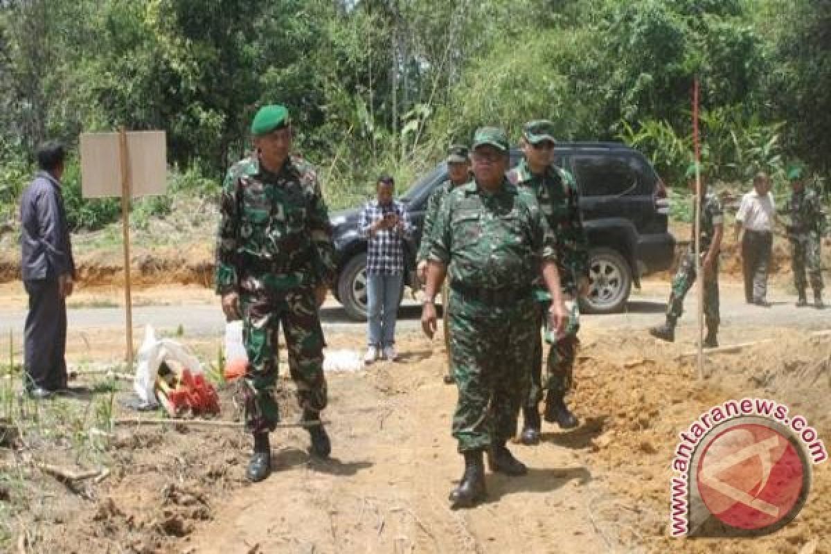 Bupati Ini Sebut Pelaksanaan TMMD Merupakan Suatu Kehormatan