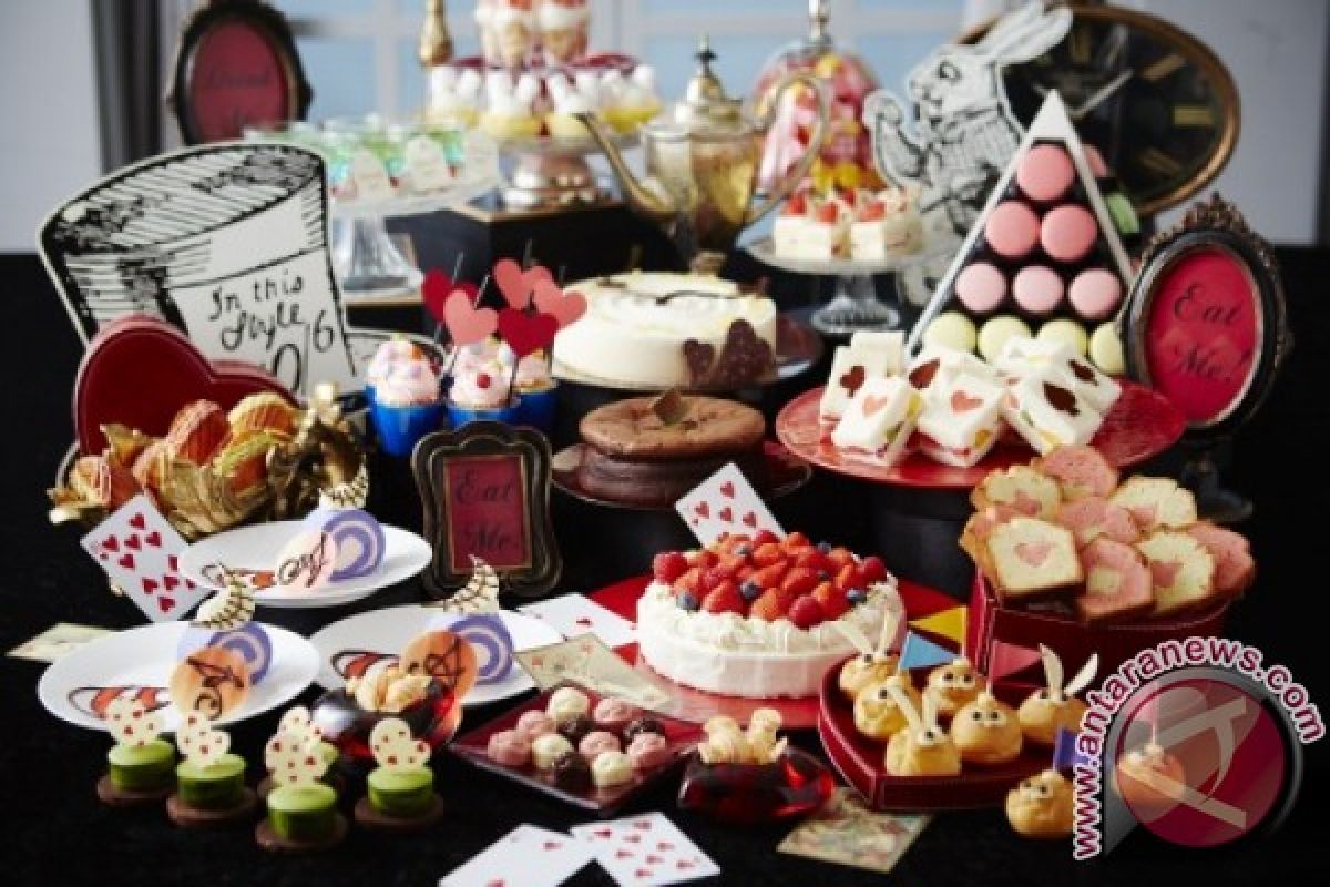 Keio Plaza Hotel Tokyo Offers "Alice in Wonderland"-Themed Sweets Buffet, Cocktails and Menus
