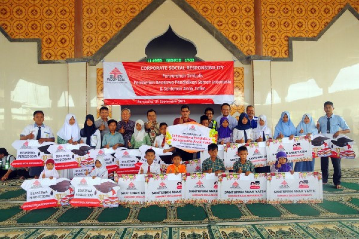 SMGR Dukung Penuntasan Pendidikan di Rembang