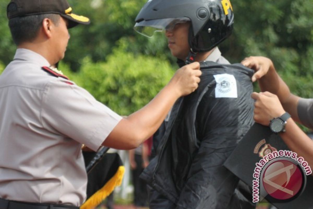 Kapolres Mempawah Serahkan 90 Unit Motor untuk Bhabinkamtibmas