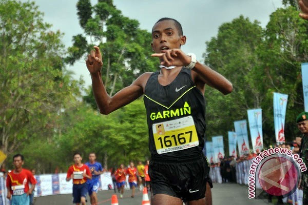 Agus Prayogo Sabet Emas 5.000 Meter