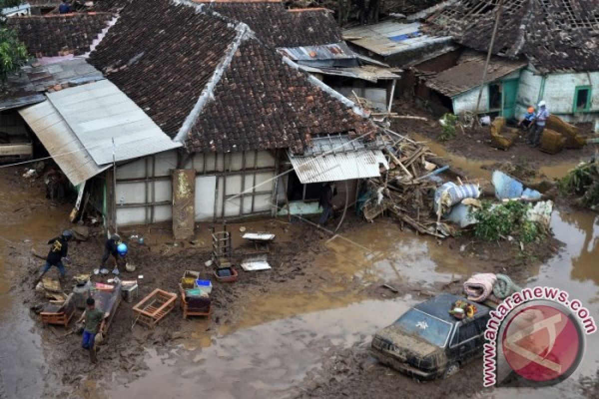 BPBD Boalemo Ingatkan Ancaman Banjir dan Longsor