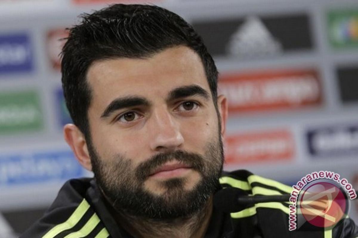 Raul Albiol Resmi Perpanjang Kontrak Bersama Napoli