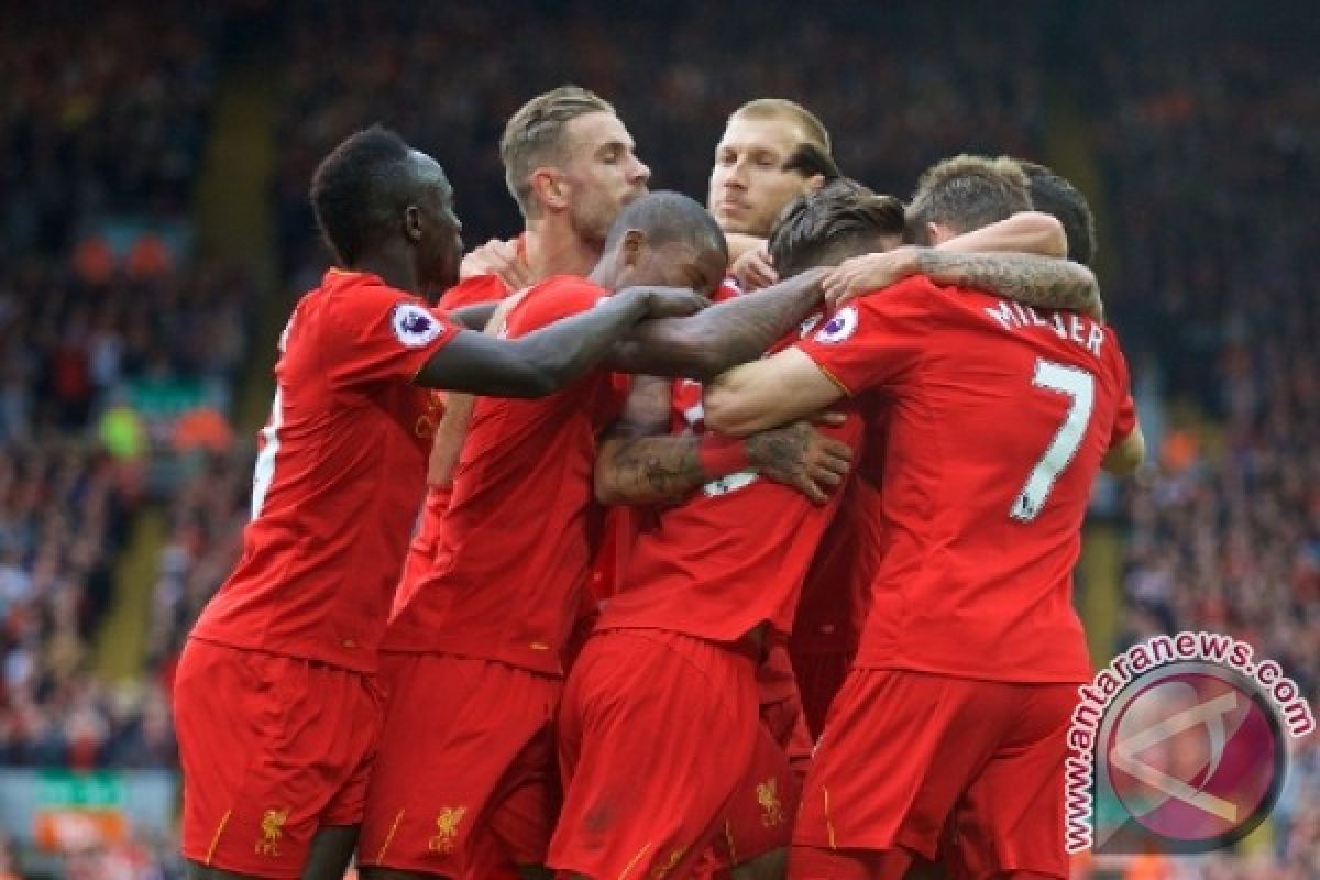 Henderson: trio penyerang Liverpool berkelas dunia
