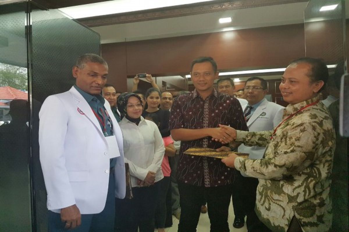 Tim dokter selesai periksa Ahok-Djarot dan Agus-Sylviana