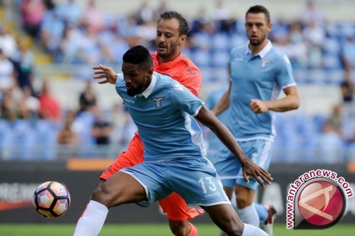 Lazio Naik Peringkat Usai Bungkam Empoli 2-0