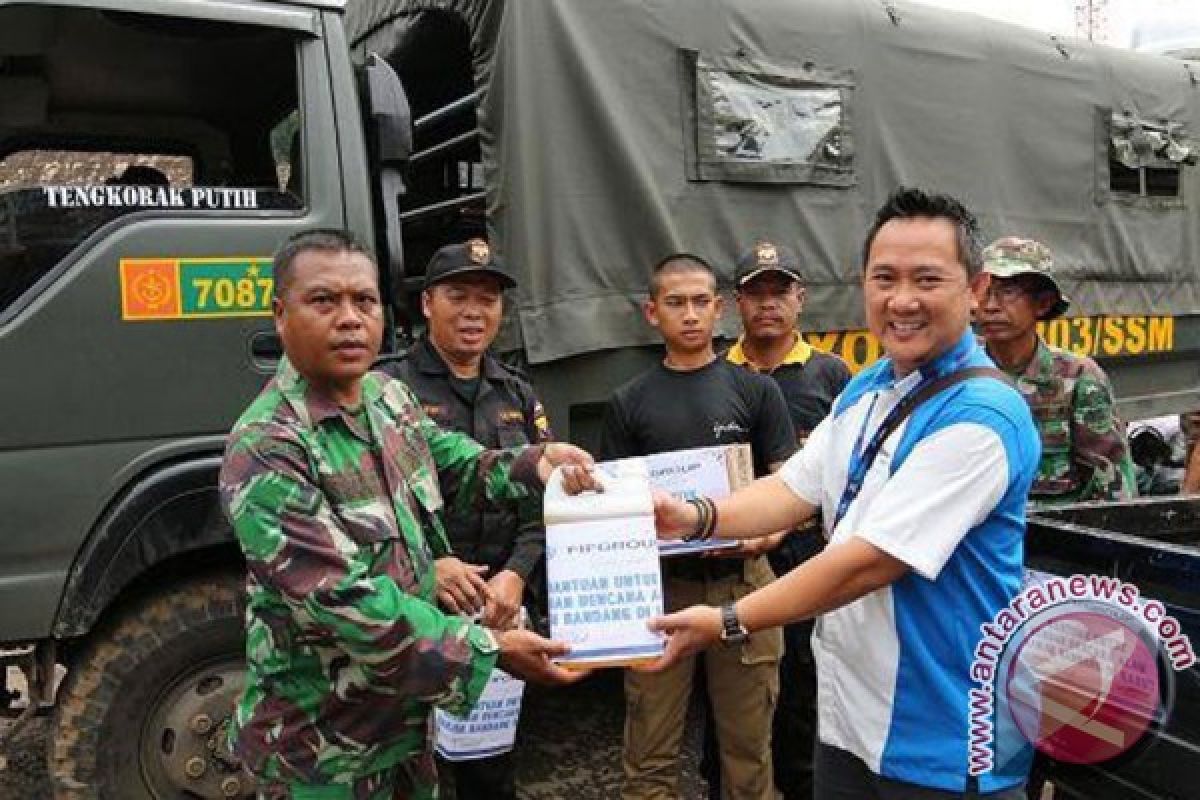 FIF bantu korban banjir Garut