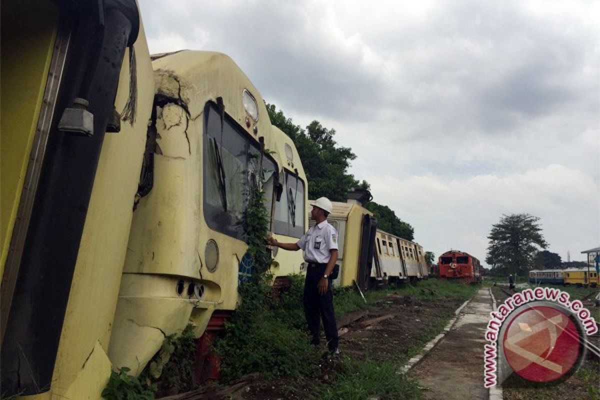 "Kebun" kereta Balai Yasa simpan kereta bekas 