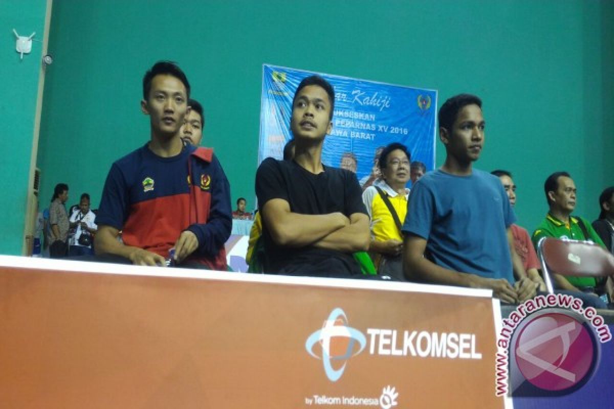 PON 2016 - Anthony dan Ihsan semangati Jonatan di final 