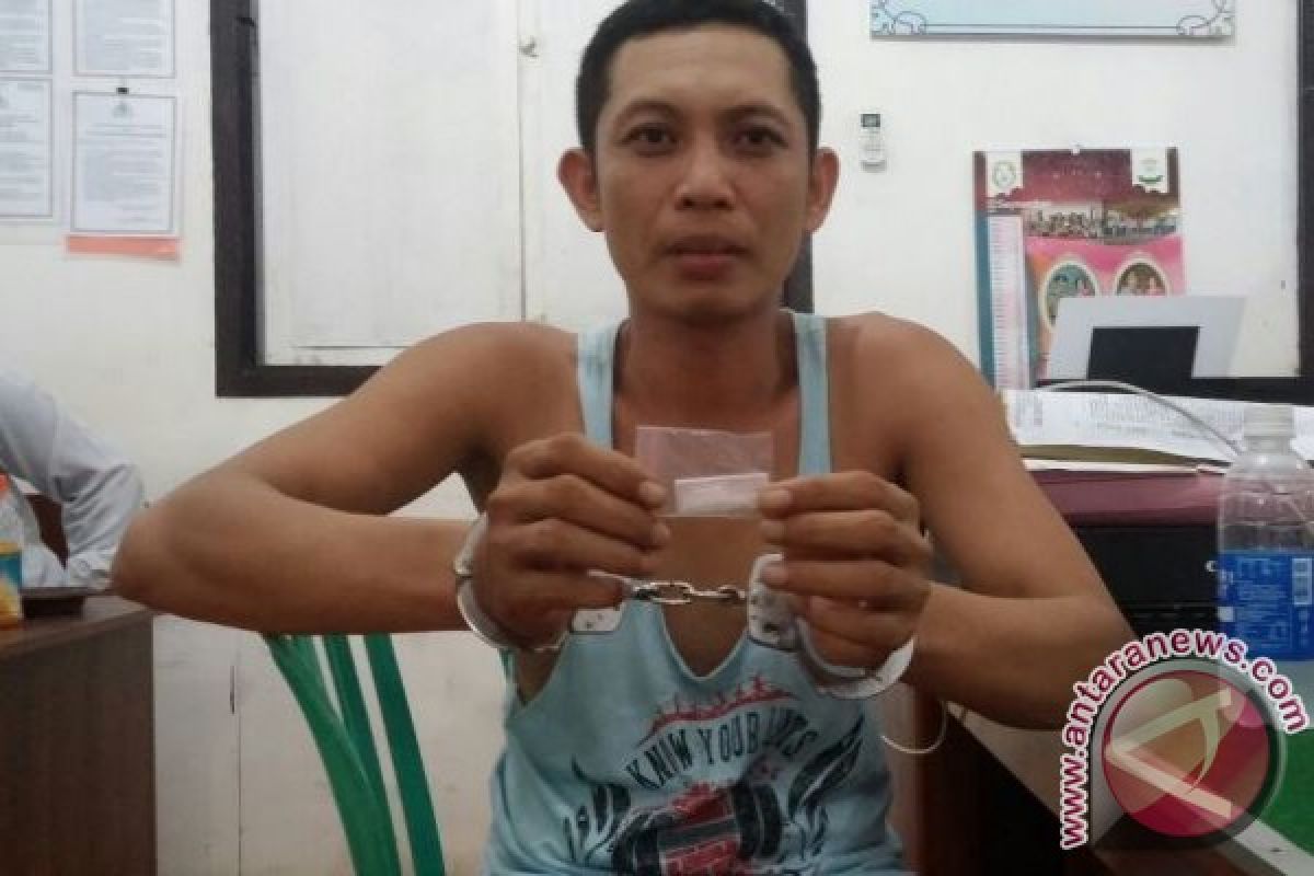 Kurir Sabu Sedang di Lokalisasi, Tertangkap Polisi Barut