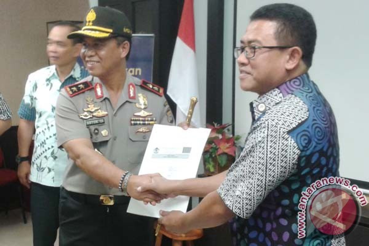 Kapolda Sulsel ikut amnesti pajak 