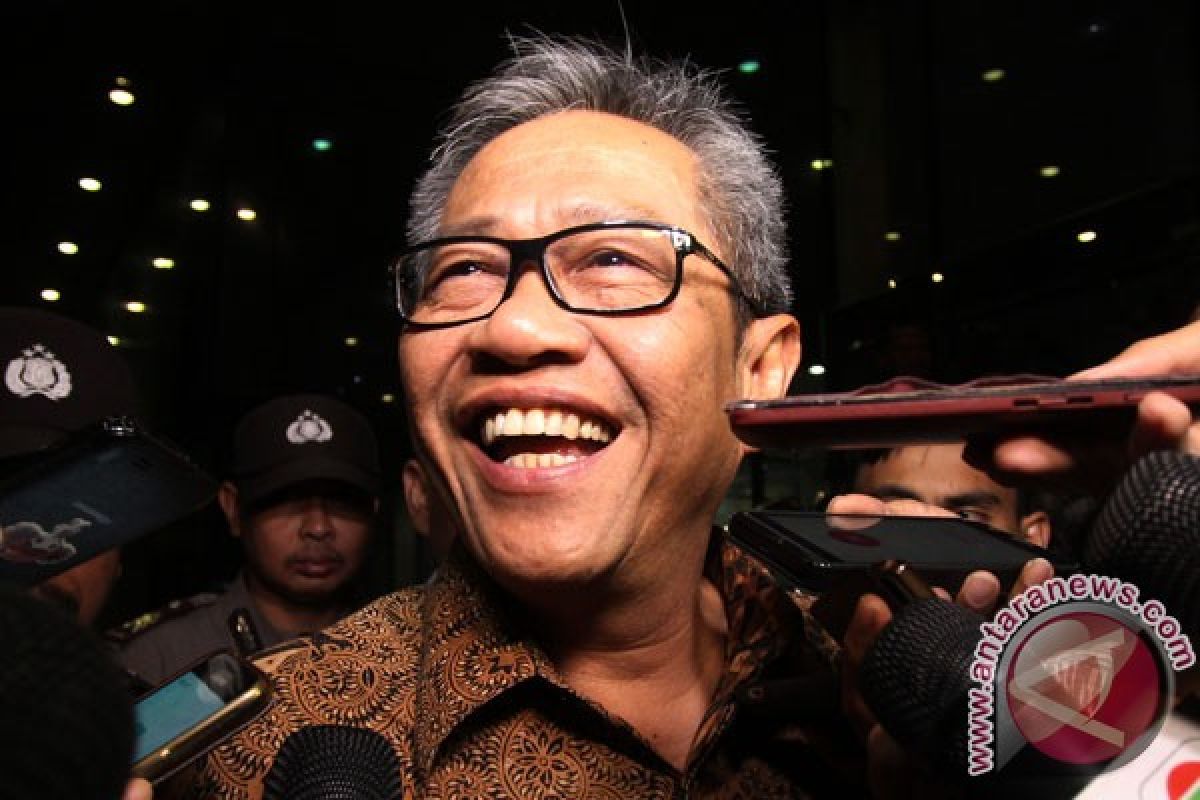 KPK panggil direktur utama Bulog dan istri Irman Gustaman