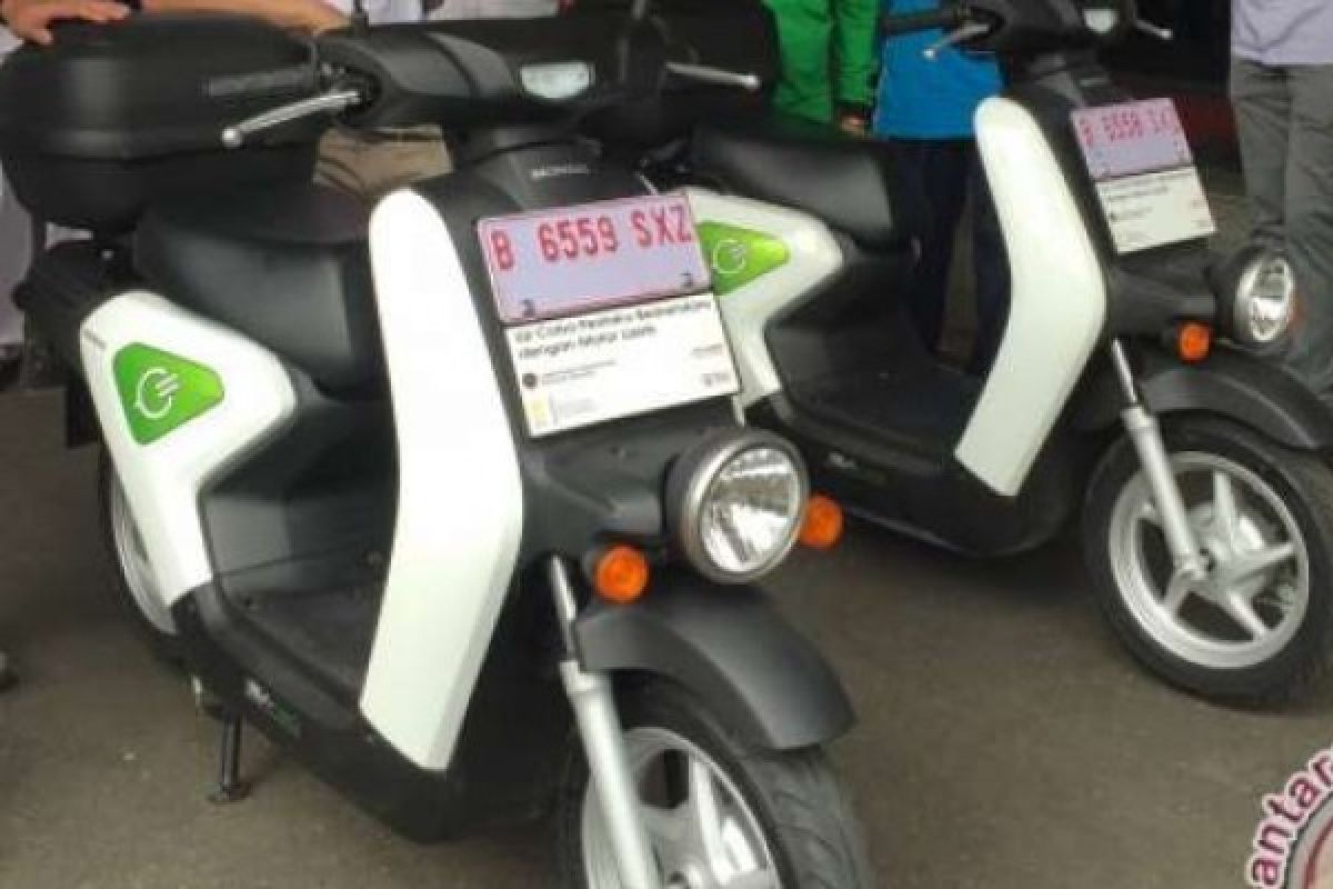 PT AHM Sediakan Dua Unit Sepeda Motor Listrik Untuk Diuji Coba 